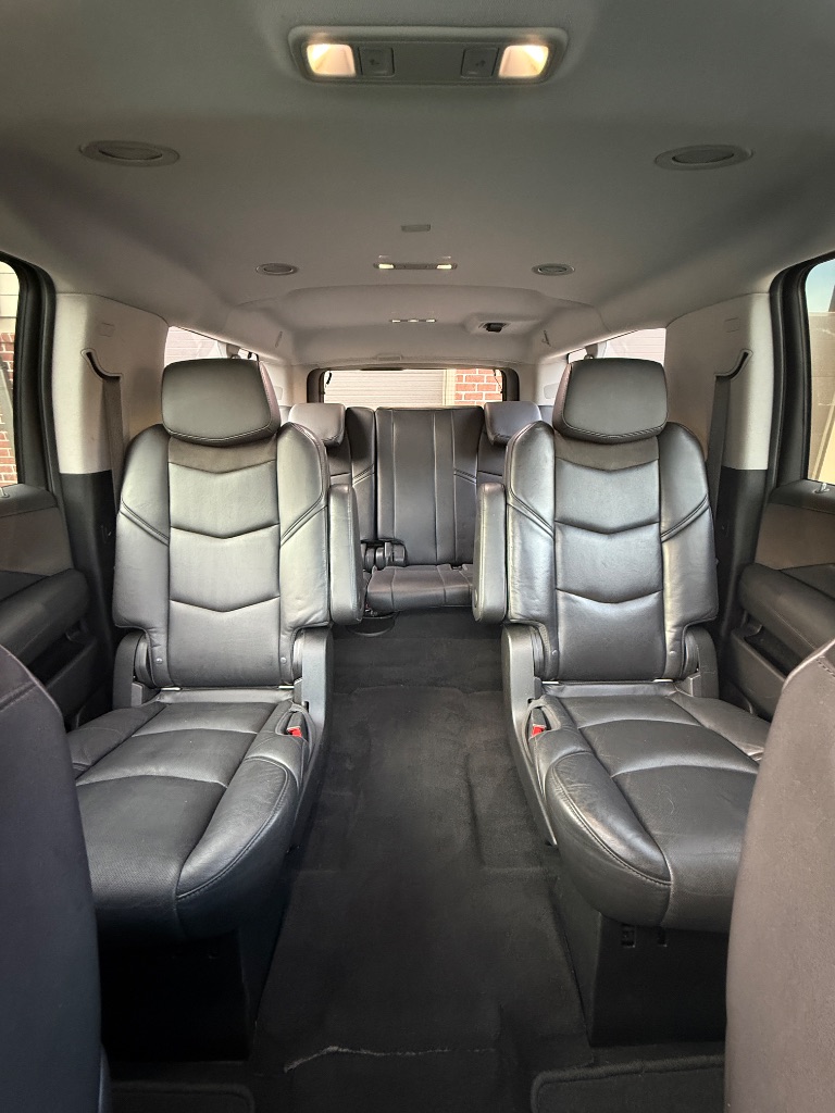 2018 Cadillac Escalade ESV Luxury - Photo 22