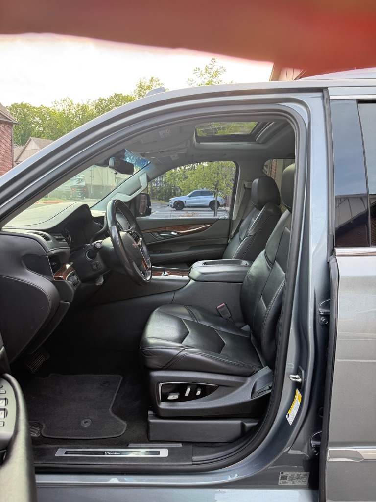 2018 Cadillac Escalade ESV Luxury - Photo 10