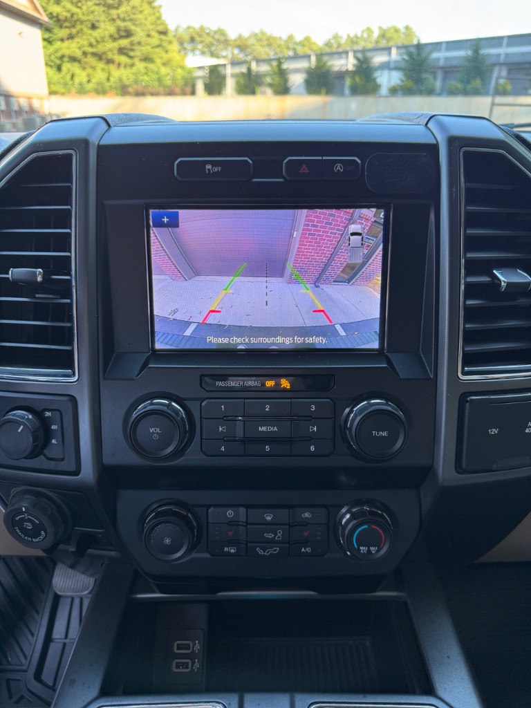 2020 Ford F-150 XLT - Photo 18