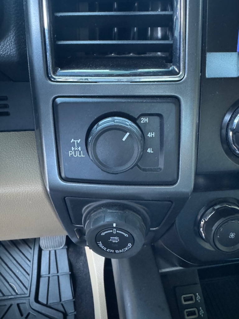 2020 Ford F-150 XLT - Photo 17