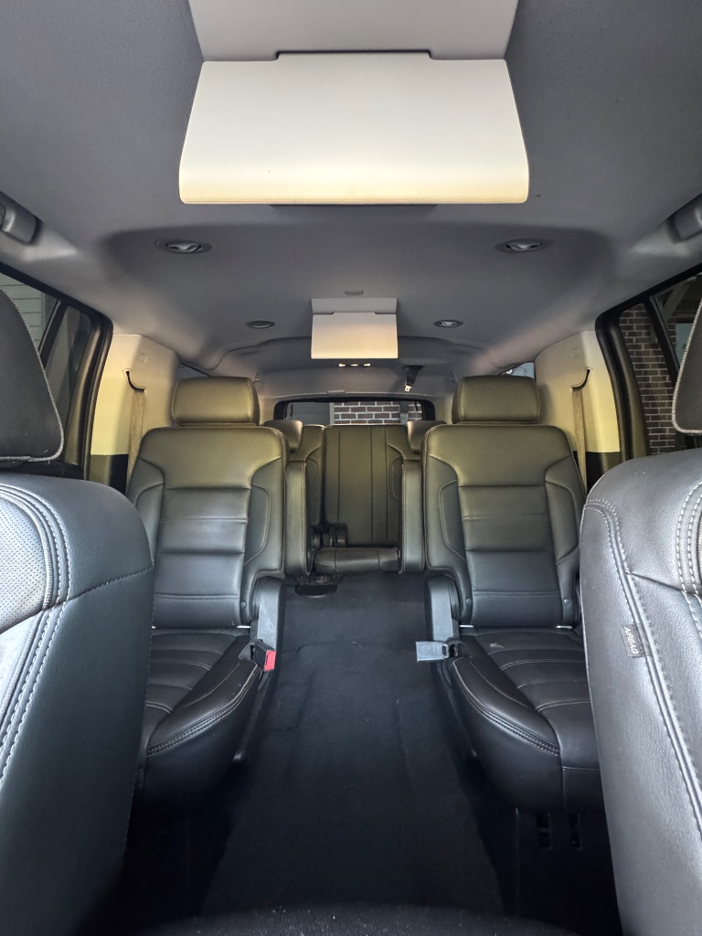 2020 GMC Yukon XL Denali - Photo 17