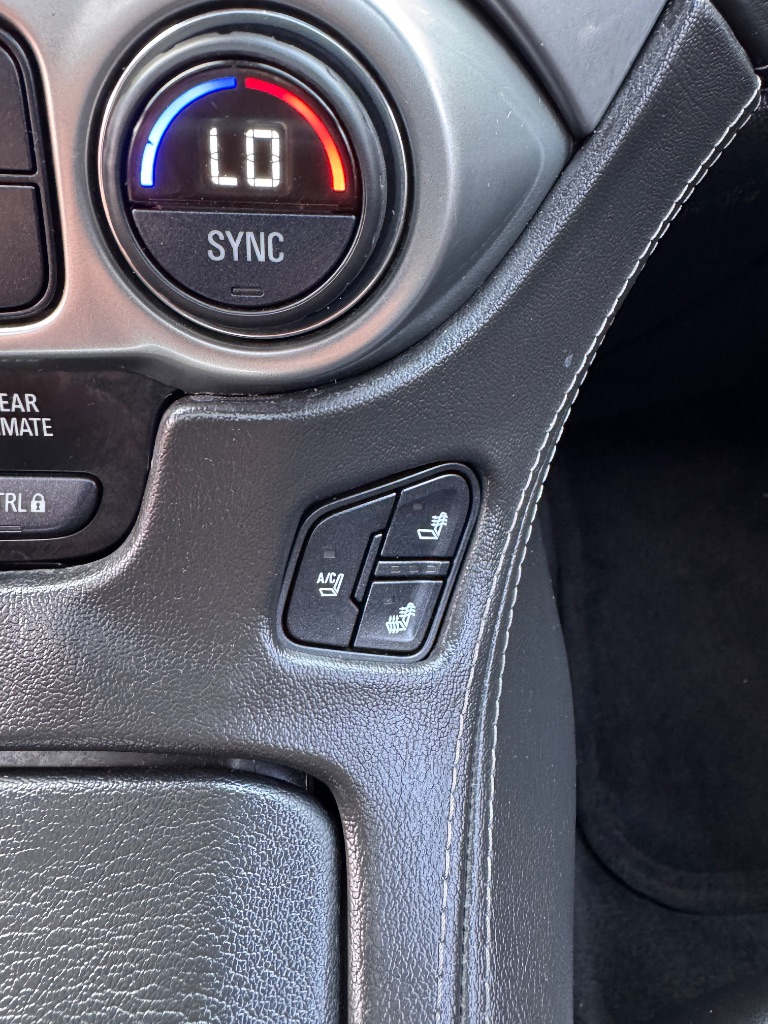 2016 Chevrolet Tahoe LTZ - Photo 24