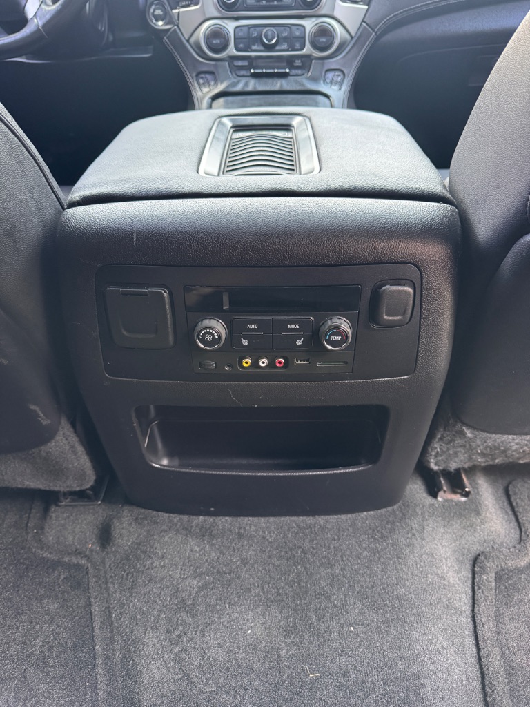 2016 Chevrolet Tahoe LTZ - Photo 18